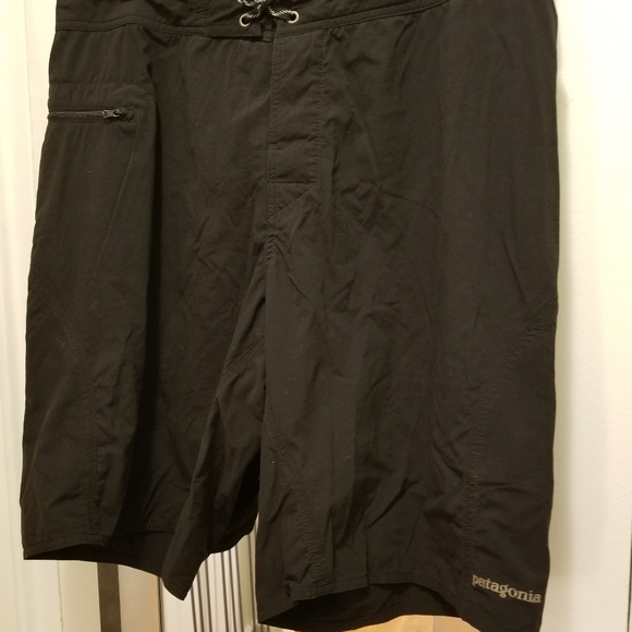 Patagonia Board shorts - Picture 2 of 5